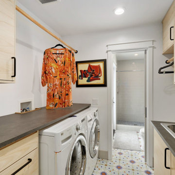 Carlsbad Modern Beach Cottage - Renovation + Addition