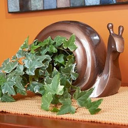 Snail Happy Hollow - Bird Feeders