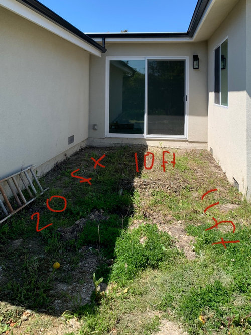 Small patio/atrium configuration between two walls