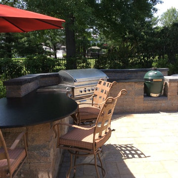 Kitchens & Grill Islands