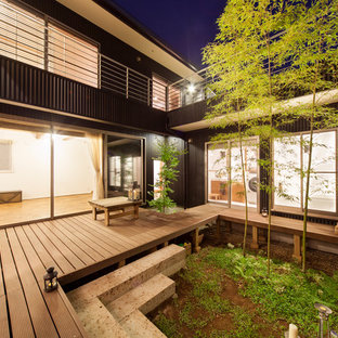 他の地域のカントリー風おしゃれな中庭のテラスの写真