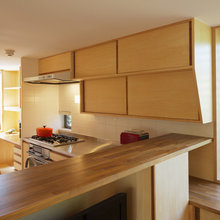 little sitting or study nook  near kitchen