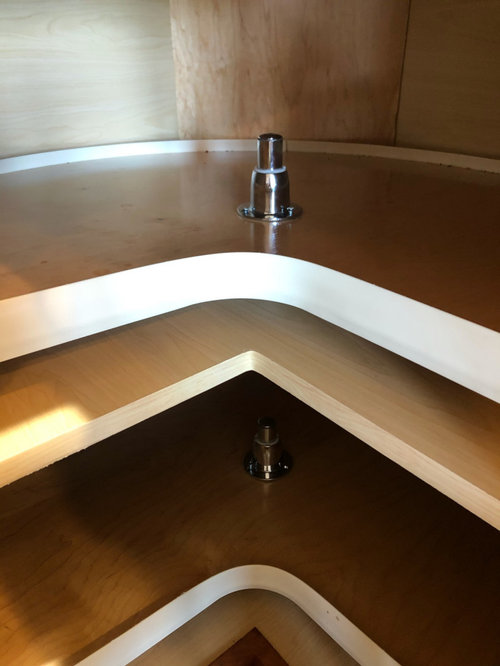 Repair of a wobbly lazy Susan without a center pole.