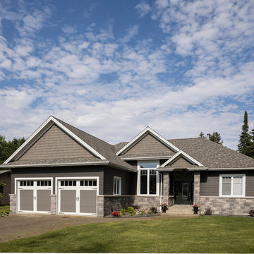 Haven® Insulated Siding and Portsmouth™ Hand-Split Shake