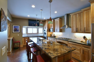 Elegant kitchen photo in Minneapolis