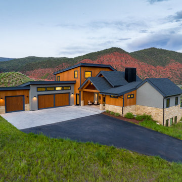Midway Residence