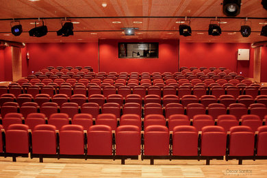 SALA DE EXPOSICIONES Y AUDITORIO