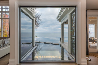 Transitional pool photo in Toronto