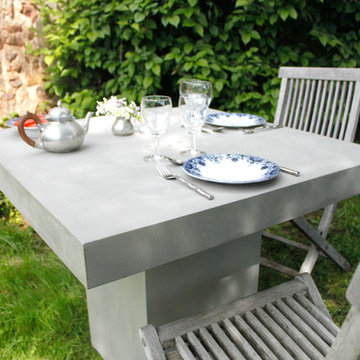 Table de repas carrée Concrete dining table