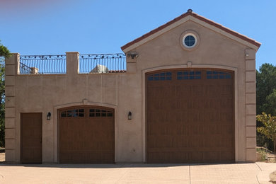 Inspiration for a garage remodel in Los Angeles