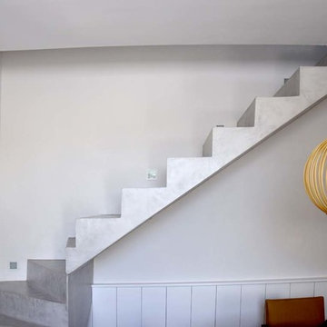 Réalisation de "béton teinté" (enduit ciment décoratif lissé)