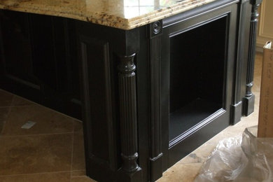 Example of a kitchen design in Houston