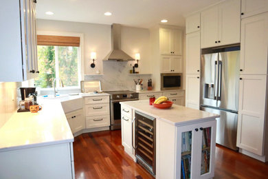 Example of a kitchen design in Portland
