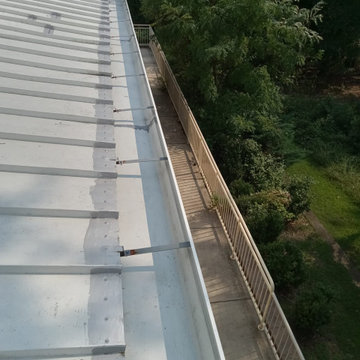Commercial Gutter Cleaning