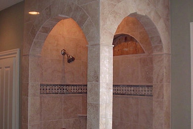 Example of a tuscan bathroom design in Columbus