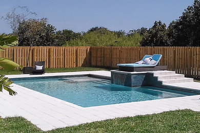 Inspiration for a pool remodel in Miami