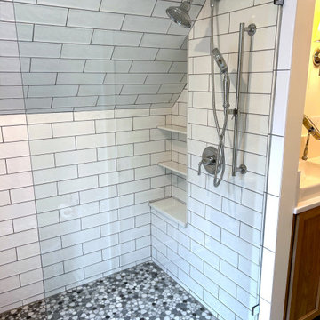Glenn Circle Master Bath