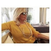 Anna Manzo's photo