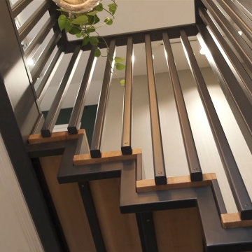Two-storey apartment with terrace. Двухэтажная квартира с террасой