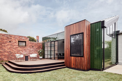 Design ideas for a small contemporary home design in Melbourne.