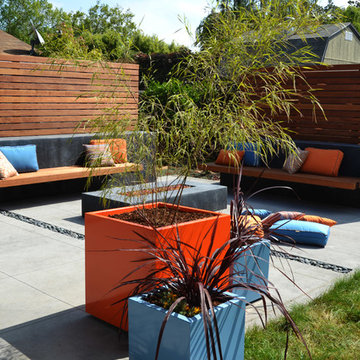 Modern Outdoor Living Room w/ Hidden Storage