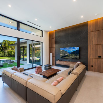 Contemporary Home - 09