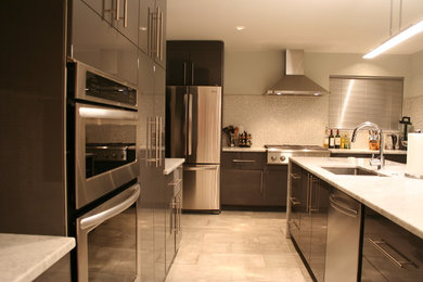 Photo of a modern kitchen in DC Metro.