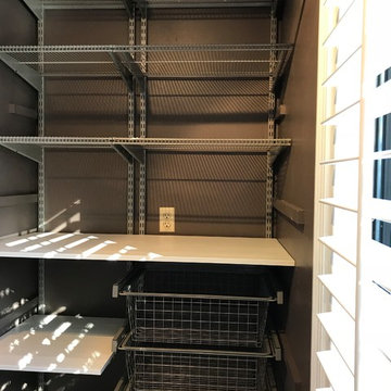 Bartlett, TN Laundry / Storage Room