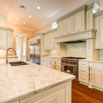 929 Tezcucco Court, Terra Bella, Covington, LA
