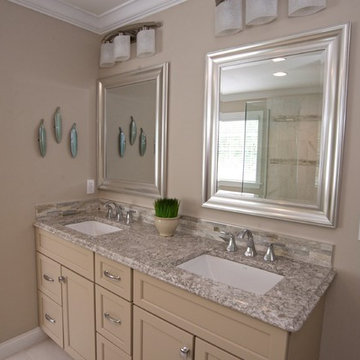 Master Bath - Tan and Cream