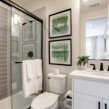 SummerHill Homes Bathrooms: Montecito Residence 2M Bathroom