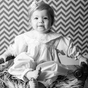 Allison Mallison's photo