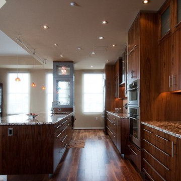 HIGH RISE KITCHEN REMODEL - Contemporary