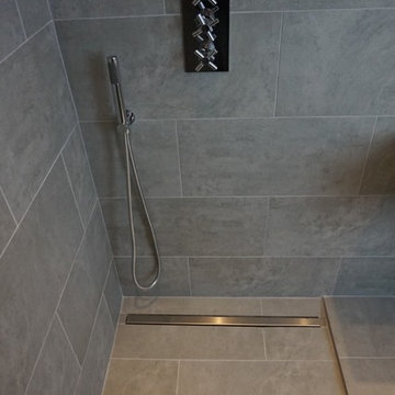 Modern Bathroom