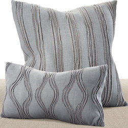 Accent Pillows - Home Decor