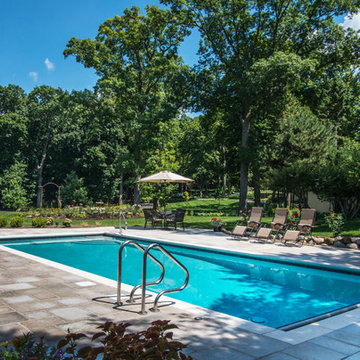 Lake Delavan, WI Swimming Pool and Hot Tub