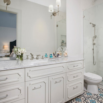 Casual French Elegance In Rob Roy