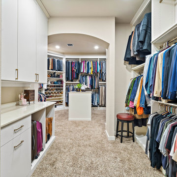 Custom Travel Closet