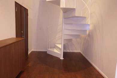 他の地域にあるおしゃれな階段の写真