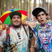 Zach Bellon's photo