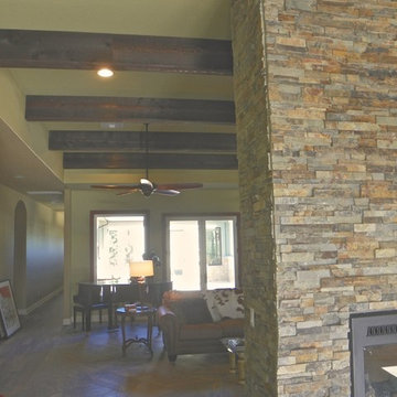 Lake View Courtyard Home