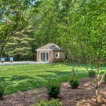 East Hampton House- Pool, Pool house, spa, , stone barbeque, finished basement