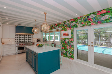 Mid-sized eclectic home design photo in Miami