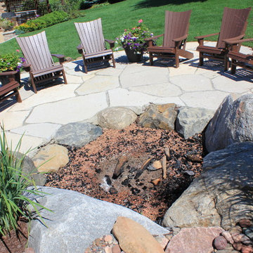 Flagstone Patio & Backyard Fire