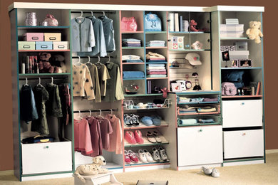 Inspiration for a closet remodel in New York