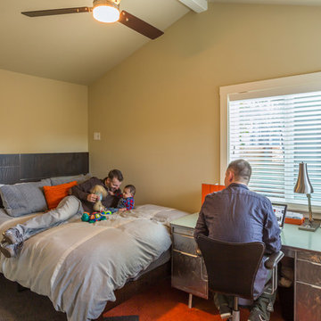 Travis and Kelly's Casita Guesthouse and Office