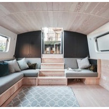 houseboats
