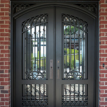 A Custom Contemporary One Story Home In Madeira, Ohio