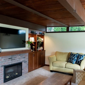 Timeless Mid-Century Addition
