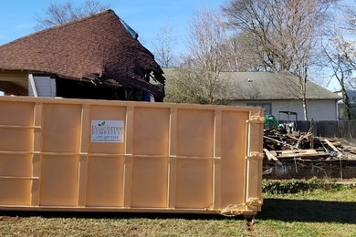 Peachtree Dumpsters on site